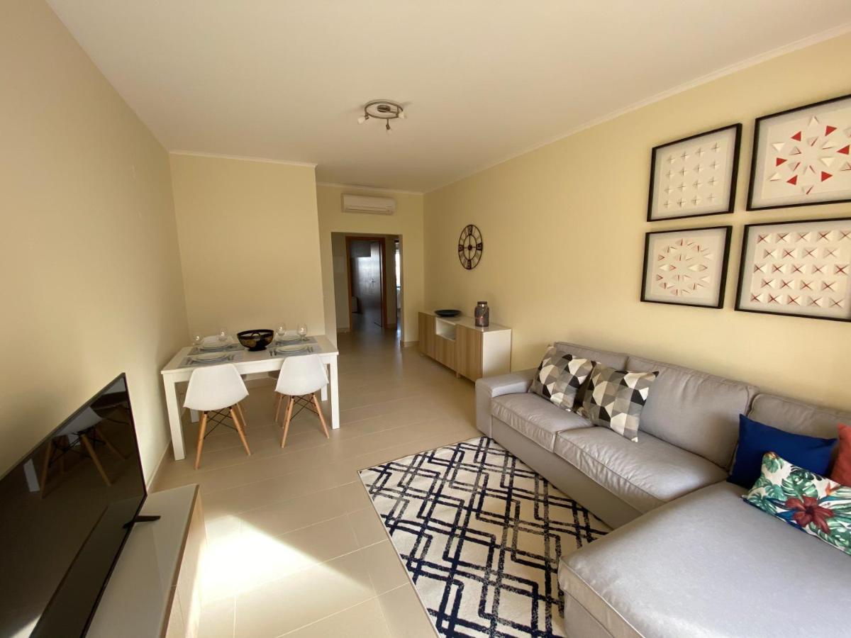 Apartamento T2 Com Piscina Em Conceicao E Cabanas De Тавира Екстериор снимка